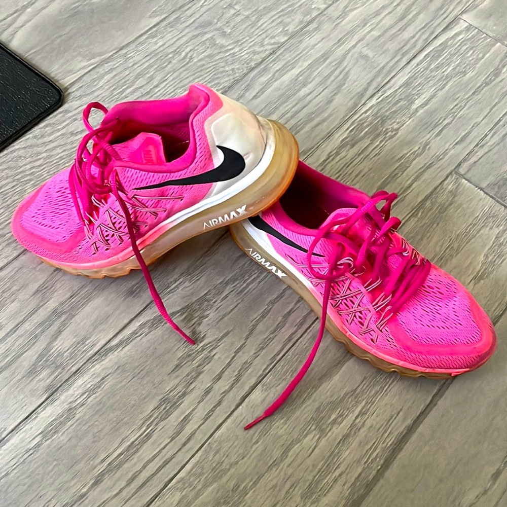 Women’s Nike Airmax